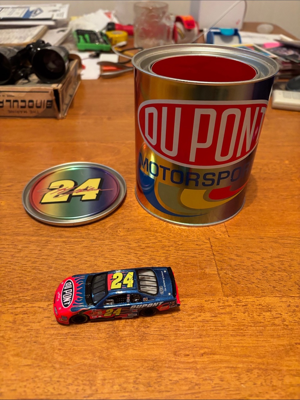 1/64 Car ACTION Racing #24 JEFF GORDON Dupont 2002 Monte Carlo Paint Can